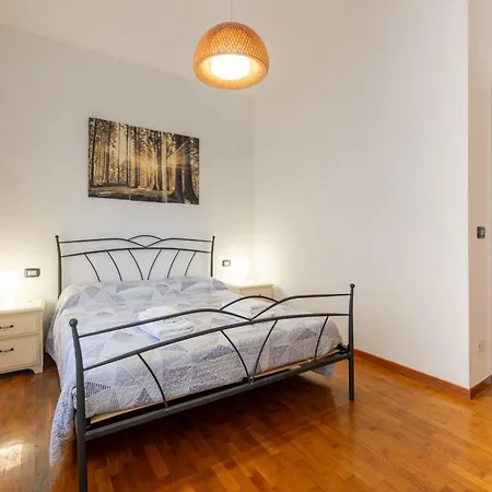 Blu&yellow In Station Apartament Parma