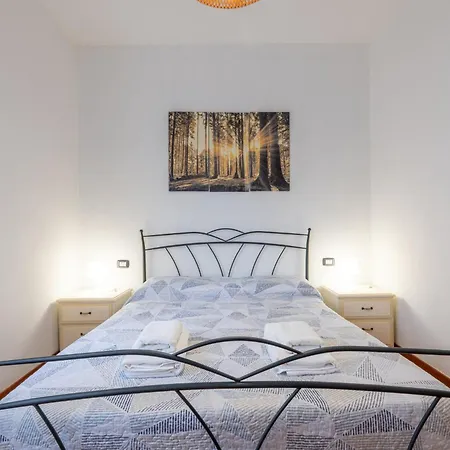 Blu&yellow In Station * Parma