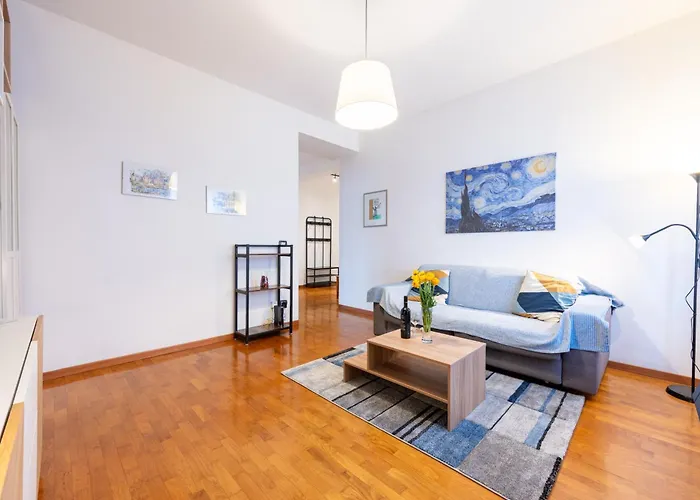 Blu&yellow In Station *