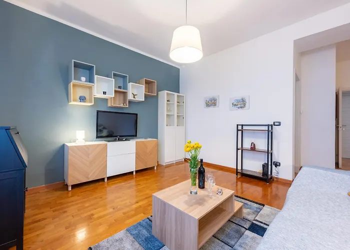 Blu&yellow In Station