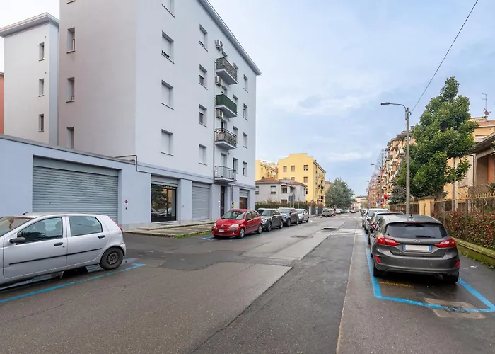 Blu&yellow In Station Appartement Parme